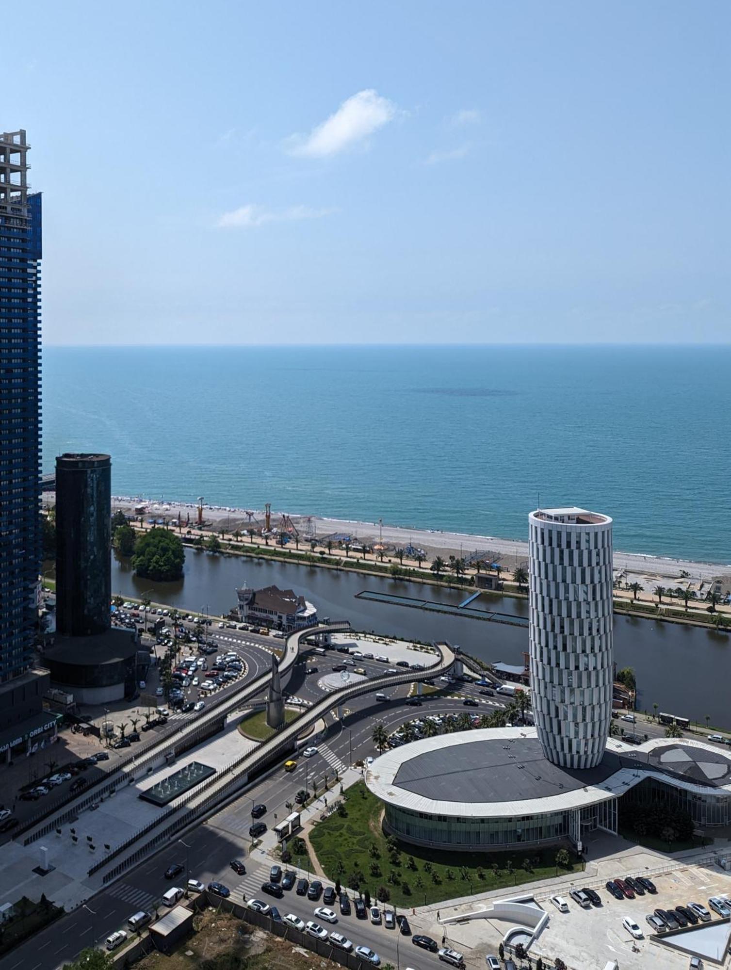Intourist Residence Premium Studio Батуми Экстерьер фото
